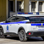 Προσπαθούν να διαρρήξουν σπίτι ενώ η οικογένεια είναι μέσα (vid)