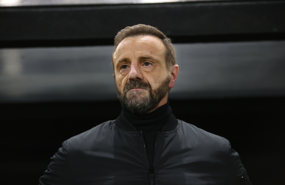 Επίσημα νέος προπονητής της Εθνικής Κύπρου ο Απόστολος Μάντζιος