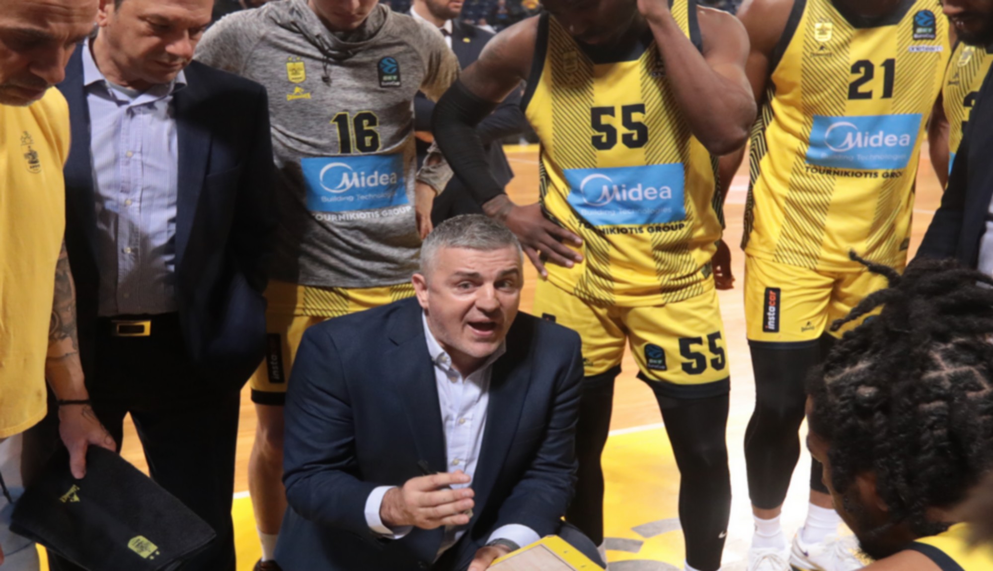 Το photostory του ντεμπούτου του Βετούλα (pics)