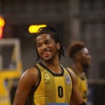 Tι κάνει ο Κούπερ στη Γαλλία