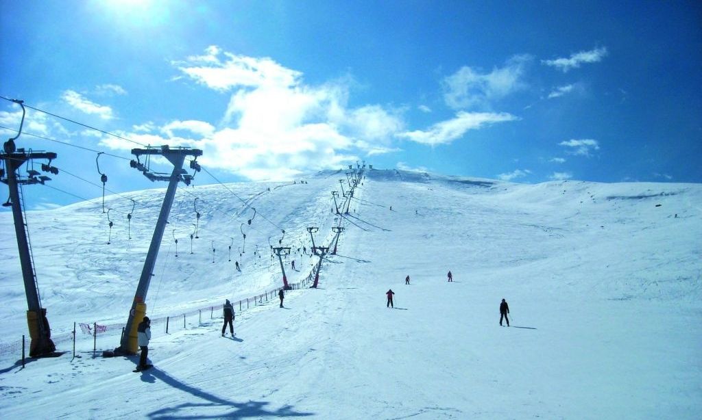 Βρέθηκε σώος ο 23χρονος χιονοδρόμος που είχε εξαφανιστεί στο Σέλι (vid)
