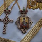 Σαντορίνη: Λιτανεία από τους κατοίκους με λείψανα Αγίων για τους σεισμούς (vid)