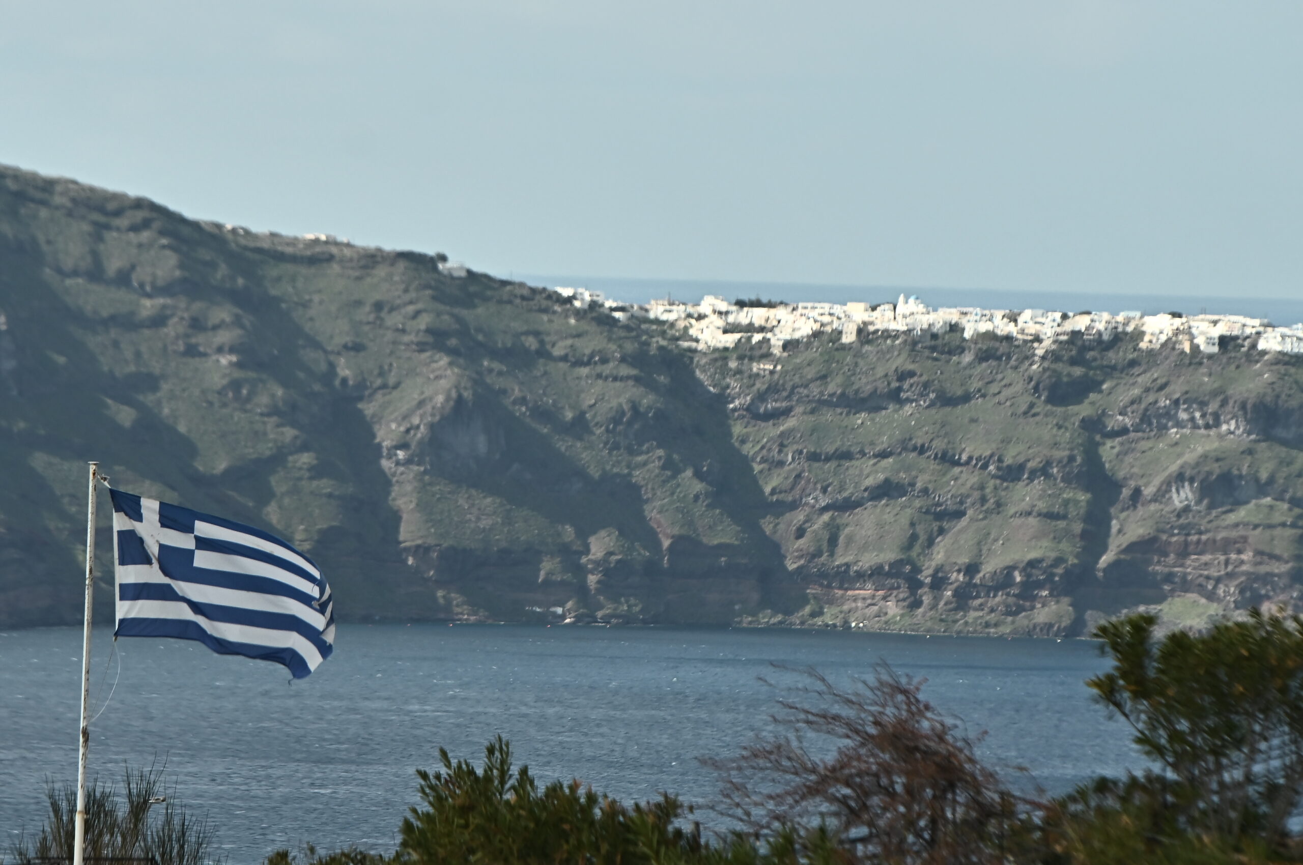 Yποθαλάσσιος σεισμογράφος για το ηφαίστειο Κολούμπο στη Σαντορίνη (vid)