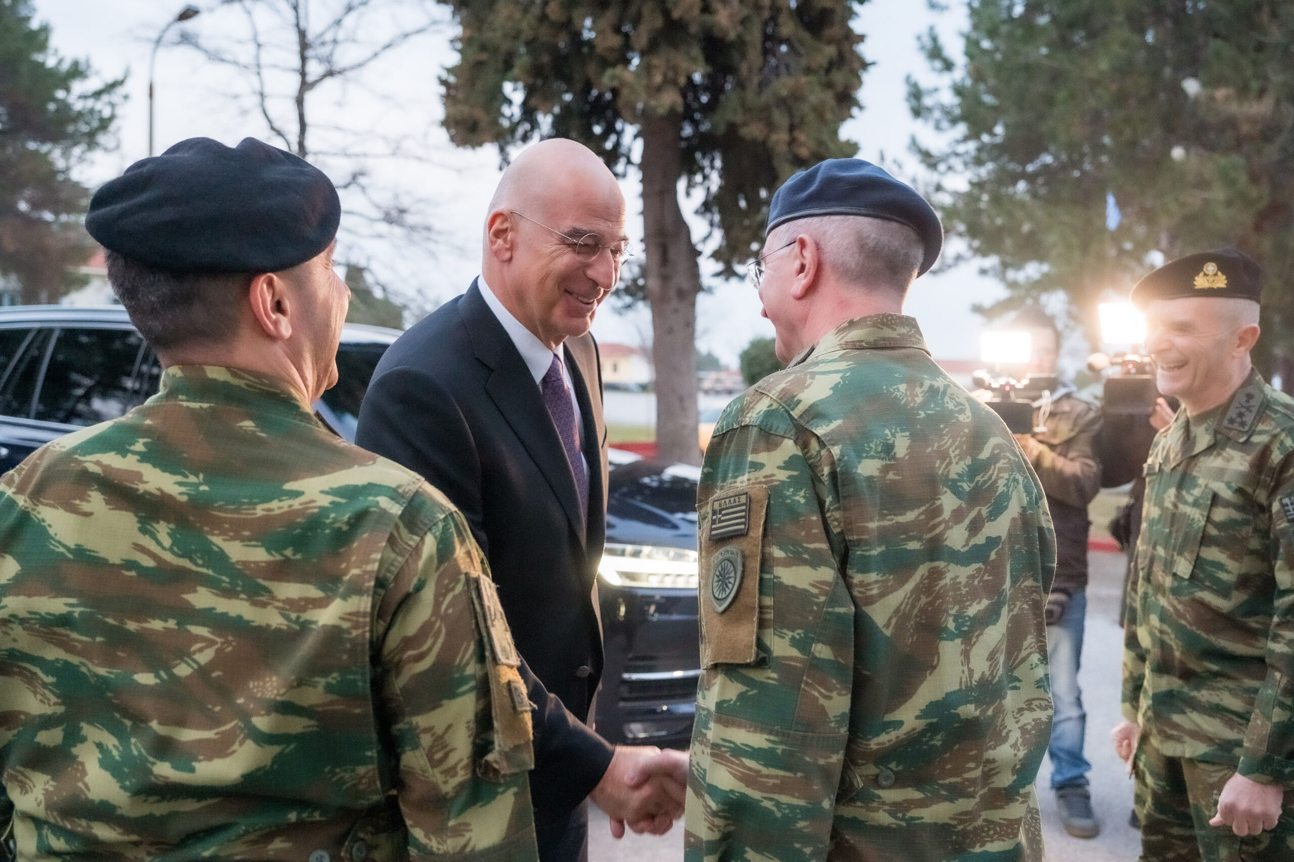 Δένδιας: «Η πατρίδα μας αντιμετωπίζει υπαρξιακή απειλή» (vid)
