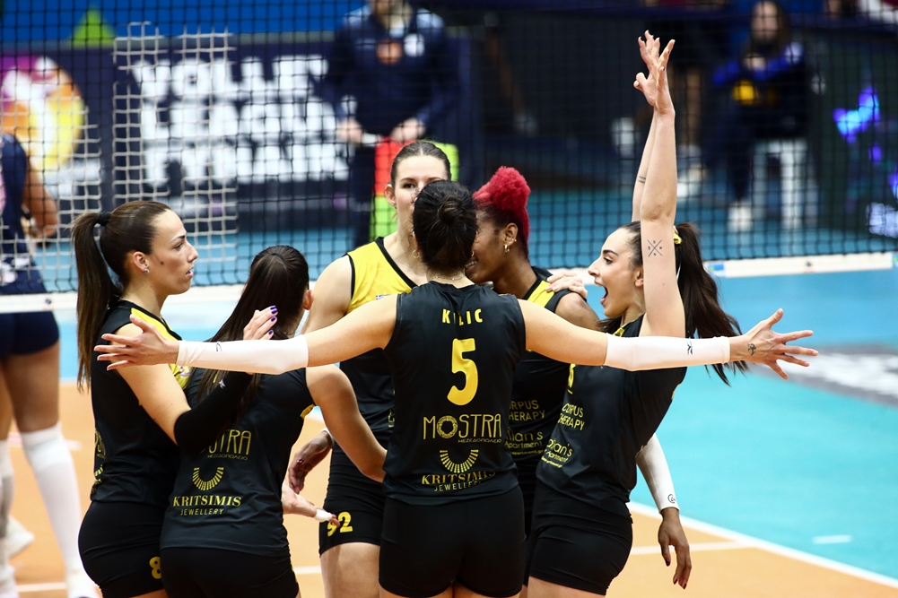 Βόλεϊ Γυναικών: Μάχη στη Μίκρα για μια θέση στο Final Four!