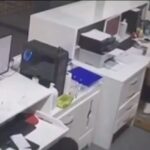 Σαντορίνη: Κάμερα κατέγραψε γυναίκες στην προσπάθειά τους να σωθούν από σεισμό! (vid)
