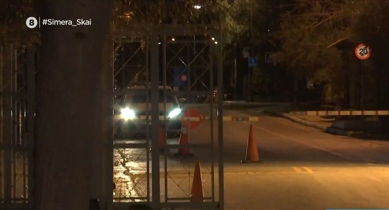 Δαφνί: Τρόφιμος κατακρεούργησε νοσηλευόμενη με γυαλί! (vid)