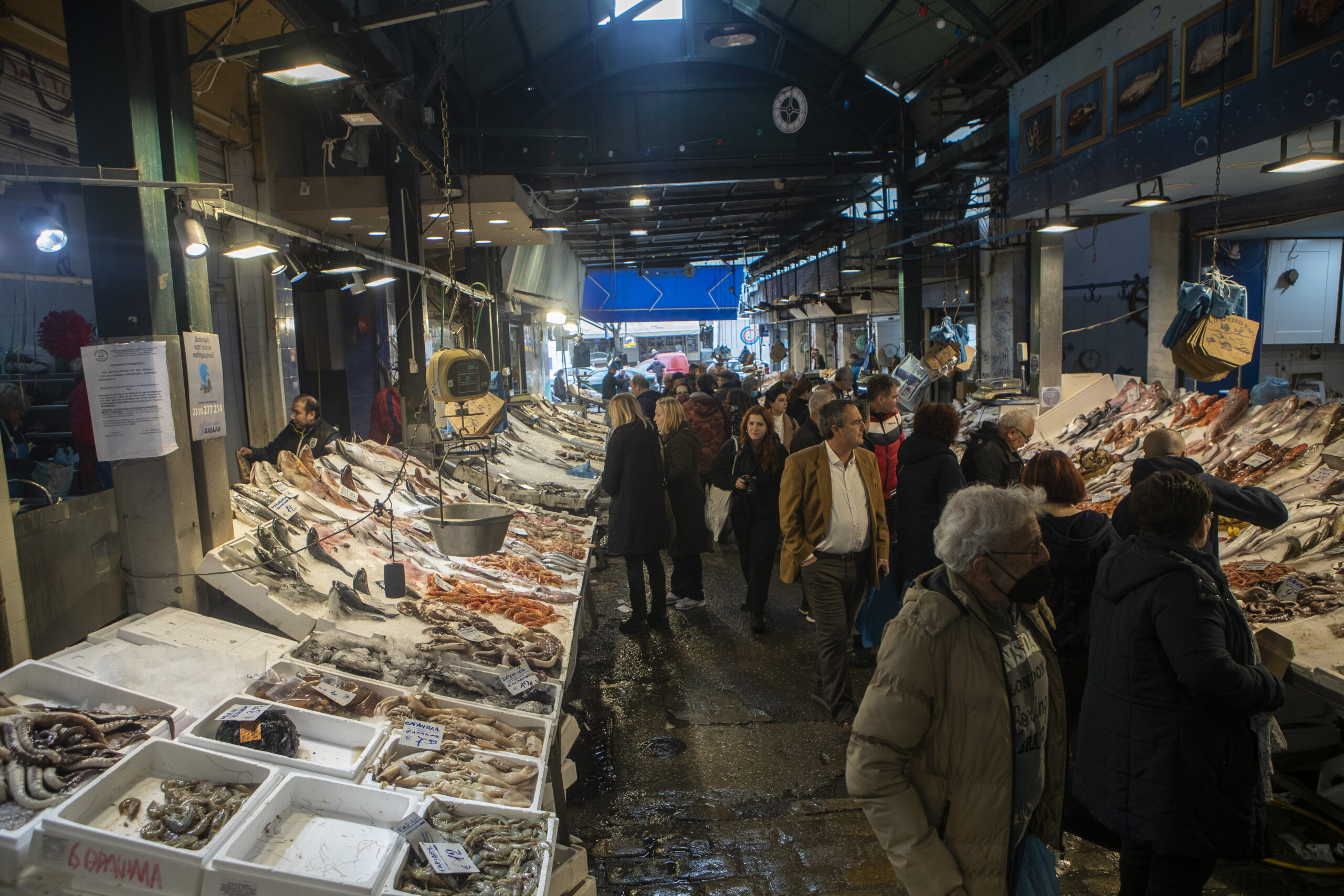 Τα τελευταία ψώνια στο Καπάνι (vid)