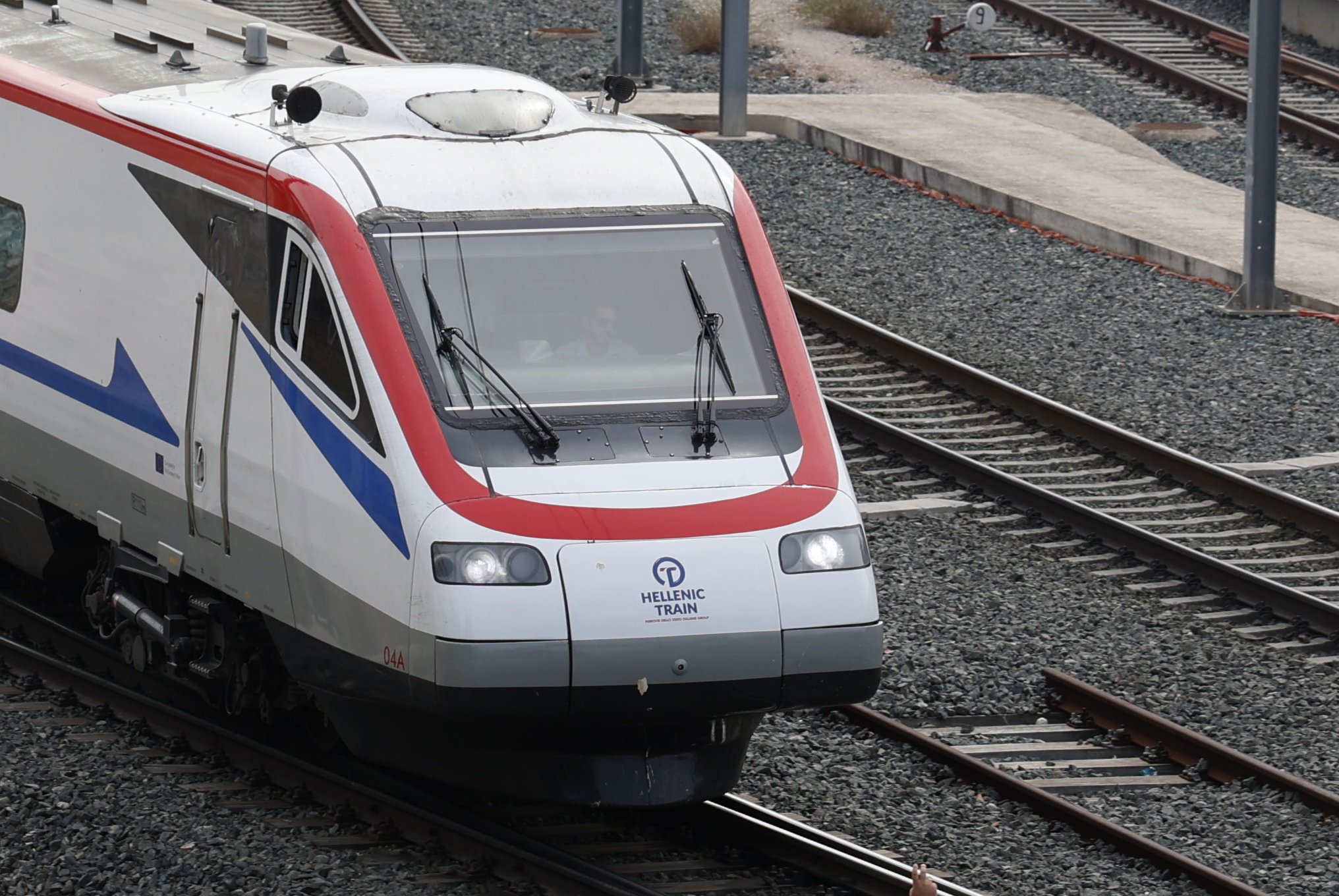 Ημαθία: Έκκληση γονέων μετά τον τραυματισμό του μαθητή από τρένο (vid)
