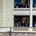 Φέιγ βολάν στην αίθουσα της Ολομέλειας κατά την ομιλία Μητσοτάκη (Pic)