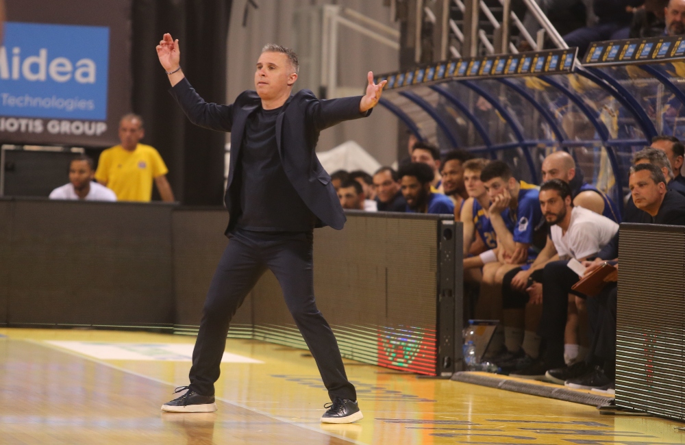 Στο ματς με τον ΑΡΗ θυμήθηκε να μιλήσει για διαιτησία ο Μέξας… (vid)