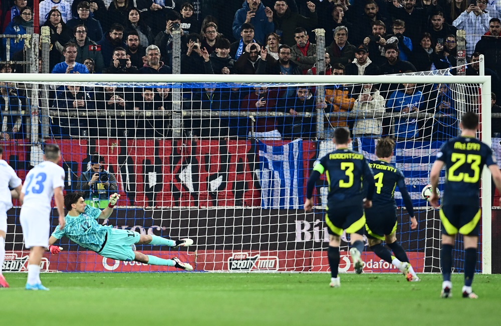 Προβάδισμα για Σκωτία με ΜακΤόμινεϊ (vid)