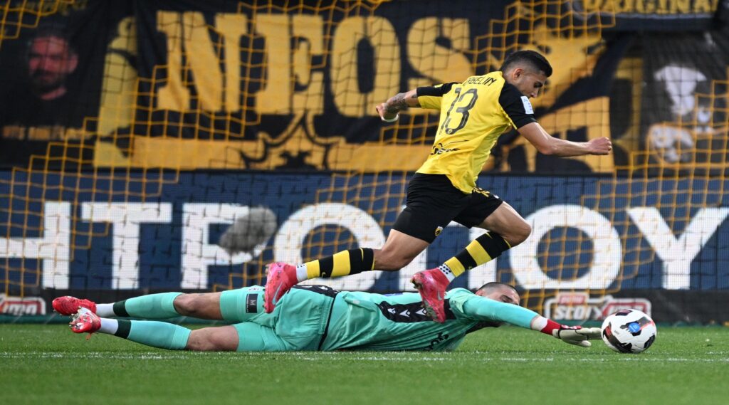 Το 1-0 της AEK απέναντι στον ΠΑΟΚ (vid)