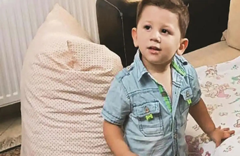 Ηράκλειο: «Ο 44χρονος είχε δει την μητέρα να χτυπάει τον αδικοχαμένο Άγγελο» λέει ο δικηγόρος του (vid)