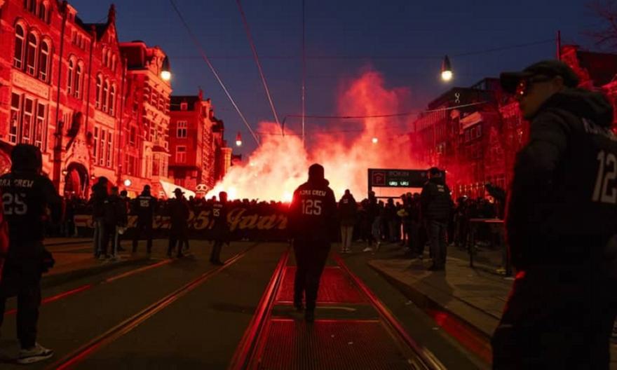 Έκαναν τη νύχτα μέρα στο Άμστερνταμ για τα 125α γενέθλια του Άγιαξ! (vids)