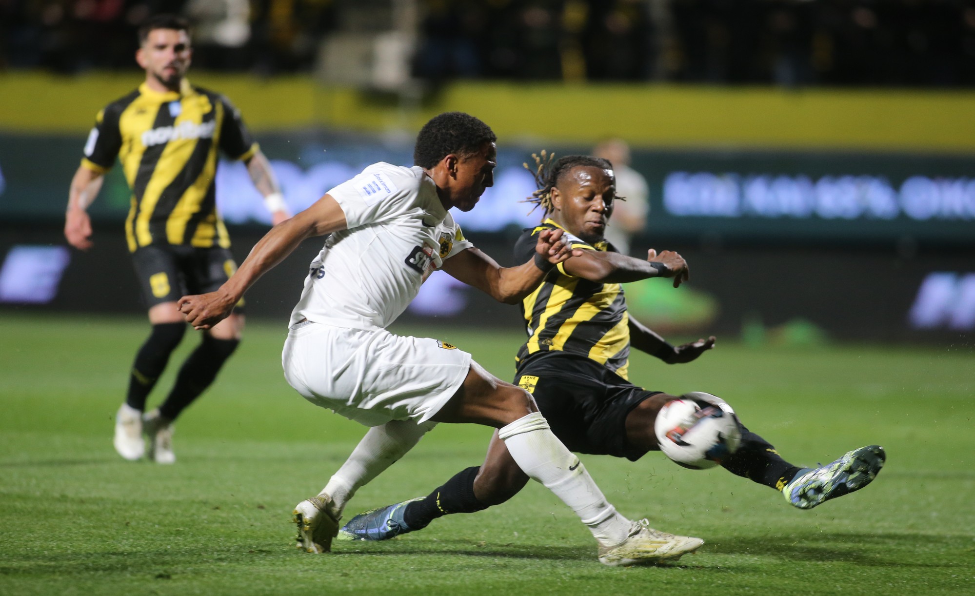 To… νέο ρεκόρ του Μεντίλ