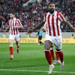 Έστησε πάρτι για τα 100 χρόνια ο Ολυμπιακός, στο +7 στα πλέι οφ (vid)