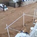 Εικόνες καταστροφής από την κακοκαιρία (vid)