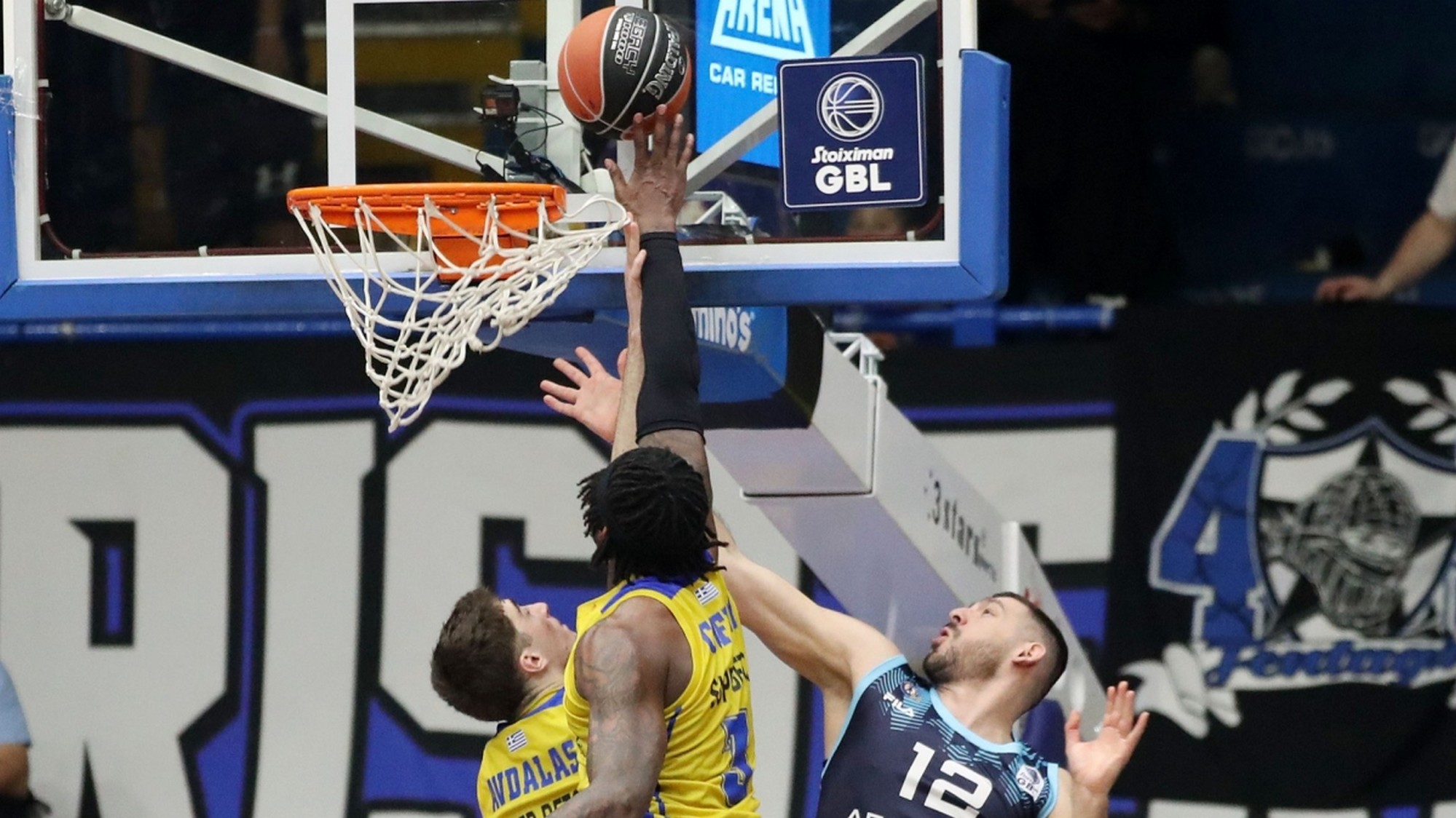 Περιστέρι-Κολοσσός 85-81: Εξασφάλισε την παρουσία στα play in (vid)