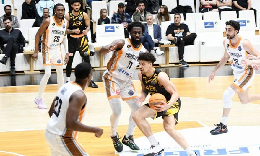 Με ανατροπή η ΑΕΚ «διπλό» στην Πάτρα