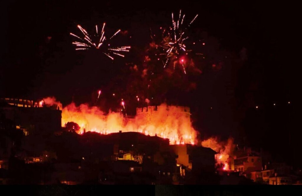 Όταν οι νύχτες έγιναν… μέρα στη Θεσσαλονίκη για τα γενέθλια του ΑΡΗ!