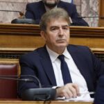 Χρυσοχοΐδης: «Τα επεισόδια έγιναν από την Θύρα 13 και κουκουλοφόρους» (vid)