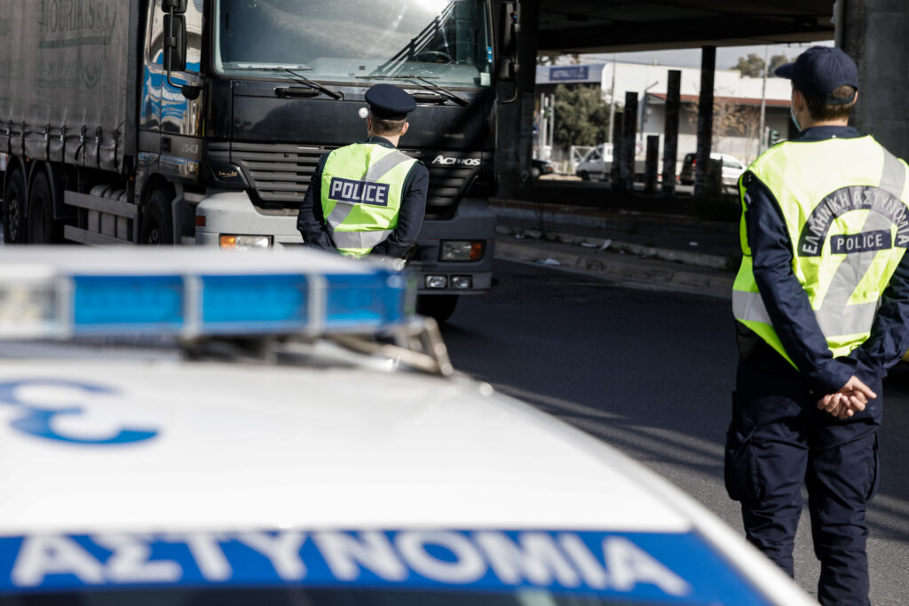 Έκτακτα μέτρα της τροχαίας σε όλη την Ελλάδα