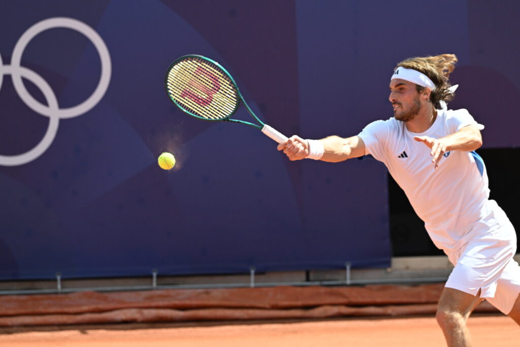 Βαρκελώνη: Άνετο ξεκίνημα για Τσιτσιπά (vid)