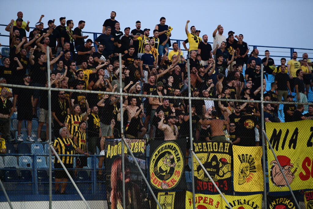 Με κόσμο ο ΑΡΗΣ στο Περιστέρι