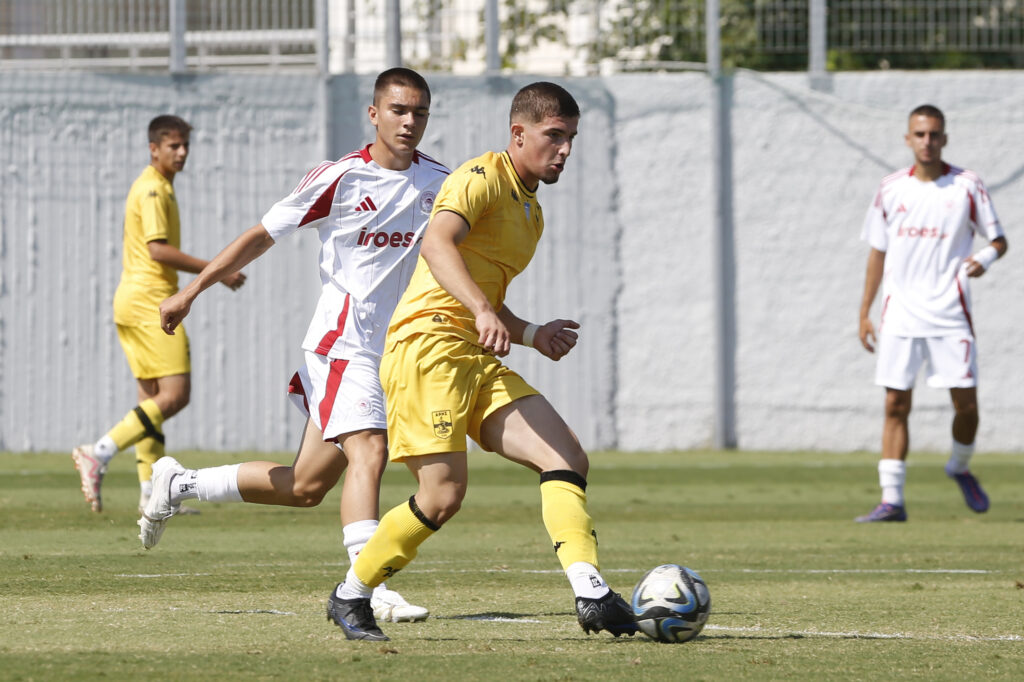 Τμήματα υποδομής: Υποχρεώσεις για δύο, ρεπό για έναν…