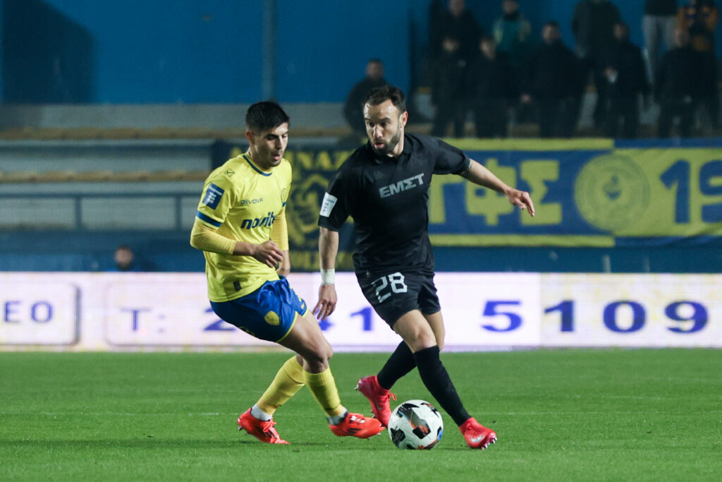 Super League: Μάχες παραμονής σε Αγρίνιο και Βόλο