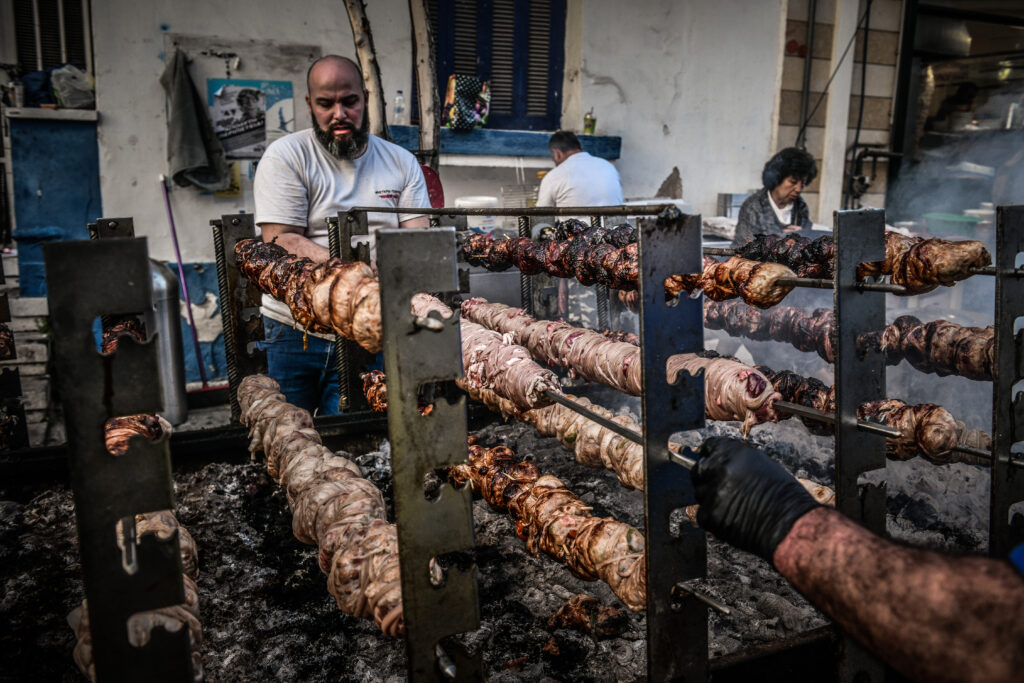 Μία Κυριακή του Πάσχα που θα γίνει… της ταβέρνας!