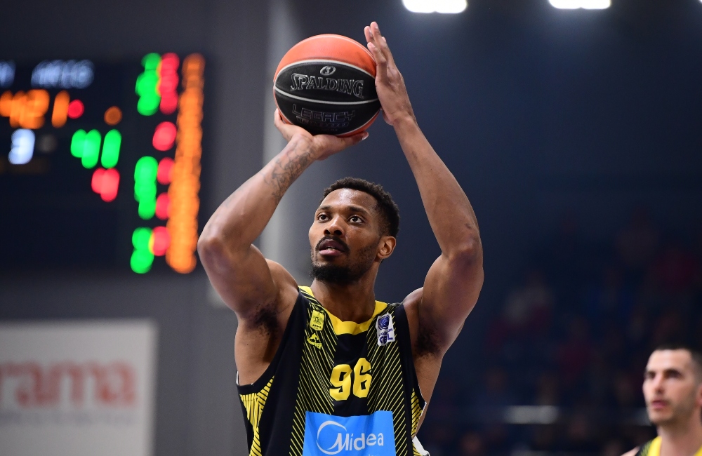 Τζούστον: «Σήμερα ήμασταν ενεργητικοί πάνω στο παρκέ και πήραμε τη νίκη» (vid)