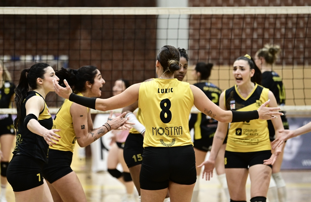 Βόλεϊ Γυναικών: Ήττα (3-0) από την ΑΕΚ