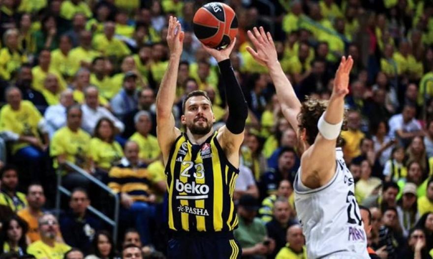 Εύκολα το 2-0 η Φενέρ με την Παρί