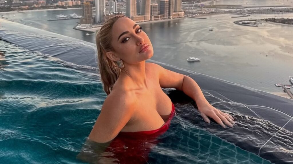 Τούνη μετά την αναβολή της δίκης για το revenge porn: «Η δικαίωση είναι κοντά»