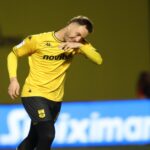 Mε εύστοχη εκτέλεση πέναλτι από Μορόν το 1-0 του ΑΡΗ (vid)