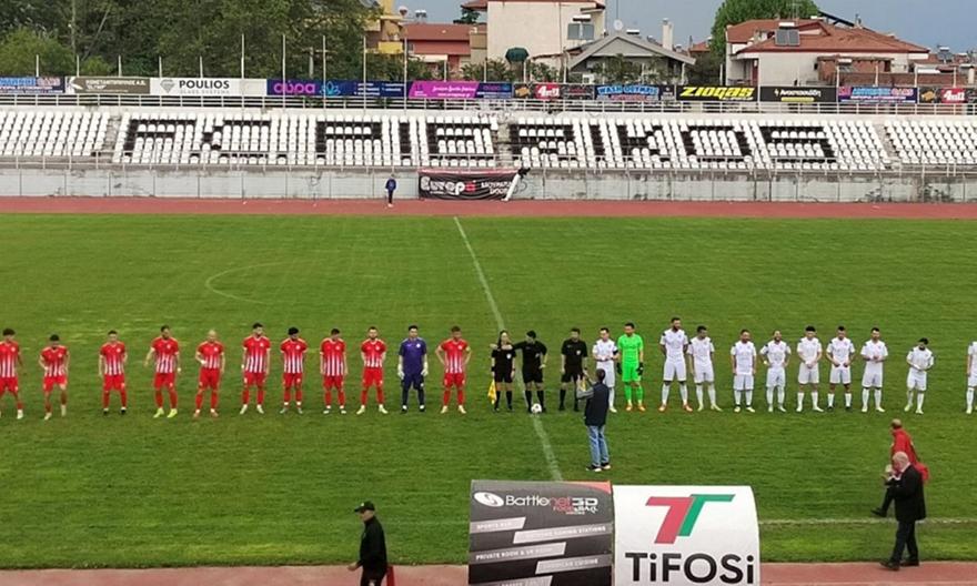 Πιερικός: Εξώδικο 12 παικτών στον Τομ Παπαδόπουλο