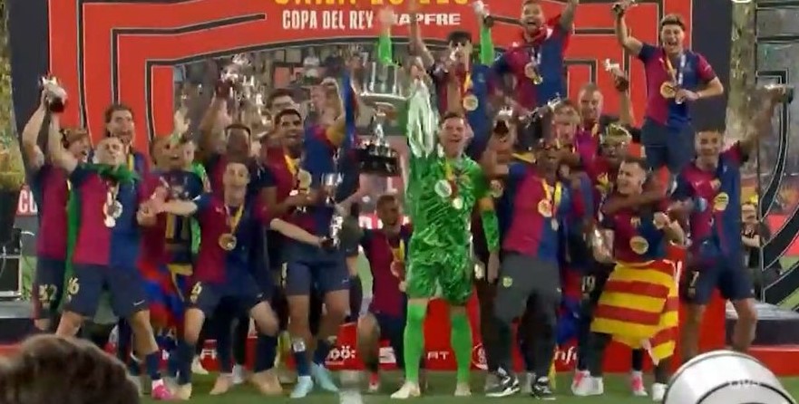 Παραμένει αήττητος σε τελικούς ο Χάνσι Φλικ (vid)