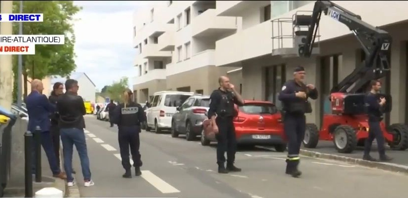 Γαλλία: Συναγερμός με επίθεση σε σχολείο – Ένας νεκρός (vid)