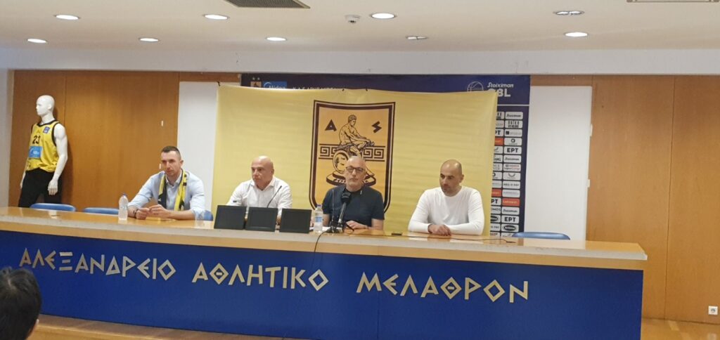 Γιώργος Μιχαλίτσιος: «Nα κάνουμε τον ΑΡΗ ακόμα πιο μεγάλο και πιο δυνατό» (vid)