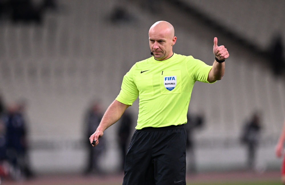 Πέδρι: «H UEFA πρέπει να ερευνήσει τον διαιτητή Μαρτσίνιακ» (vid)