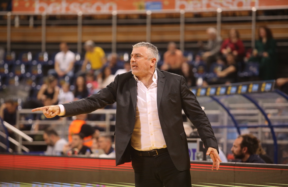 Βετούλας: «Πέρα από το πρώτο δεκάλεπτο κάναμε έναν καλό αγώνα» (vid)