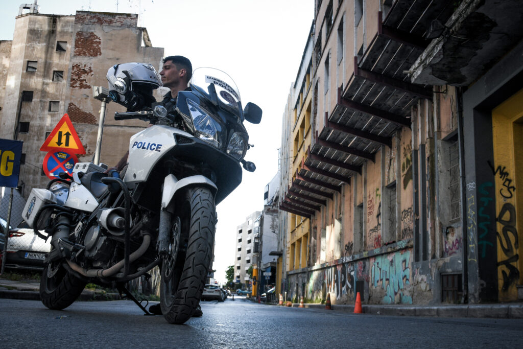 Θεσσαλονίκη: Ο «μεταφορέας» της βόμβας και τα 200 ευρώ (vid)