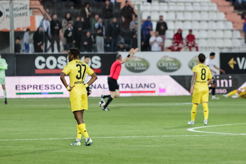 Μία εκκρεμότητα… και δύο εβδομάδες αναμονή