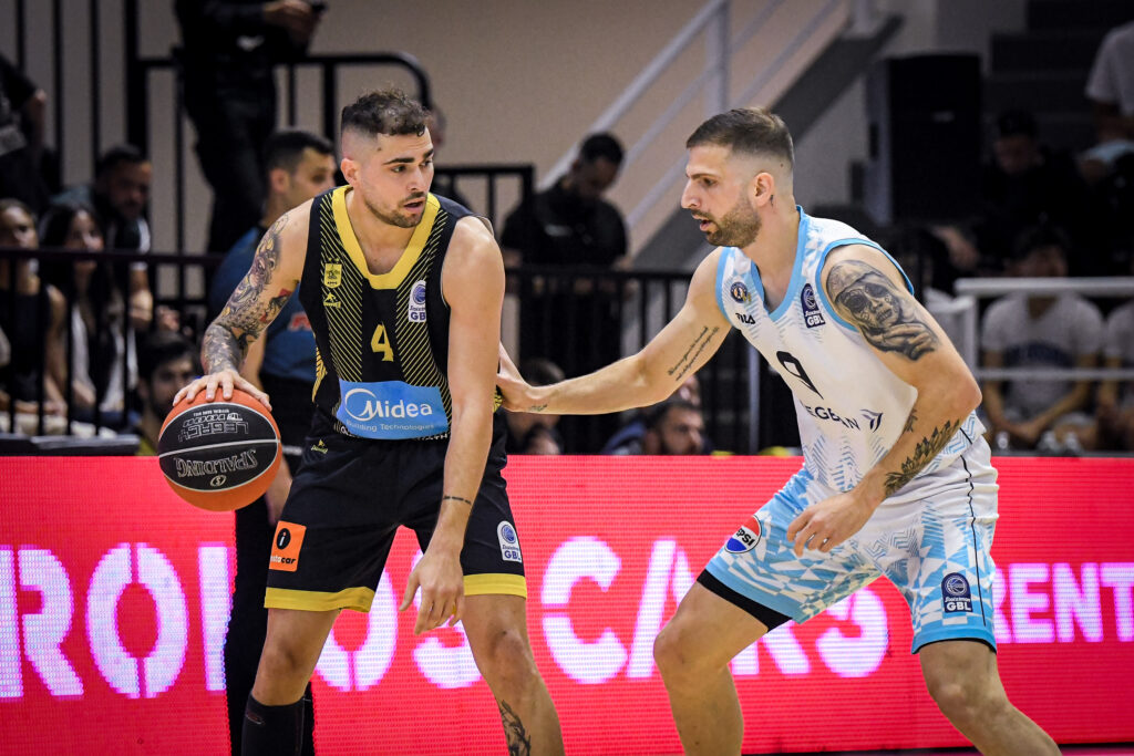 Ο Τολιόπουλος, τα οκτώ τρίποντα στην Κιτρινόμαυρη ιστορία και οι επιδόσεις (vid)