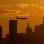 Το αεροπλάνο-φάντασμα που προσγειώθηκε μετά από 37 χρόνια (vid)