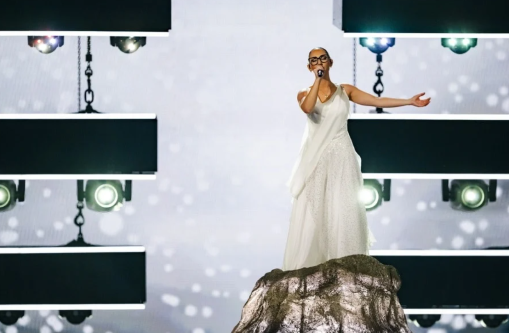 Κοντογιαννίδης: «Δεν νομίζω ότι πέρασε το μήνυμα του ξεριζωμού στη Eurovision» (vid)