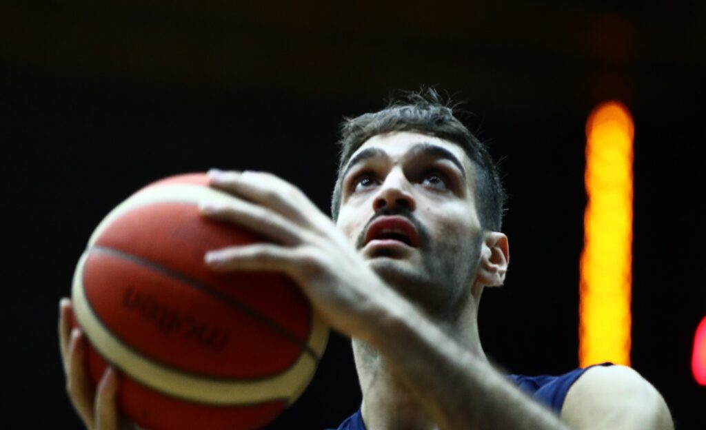 Μαντζούκας: “Το τελευταίο παιχνίδι μιας δύσκολης χρονιάς με άγχος..”