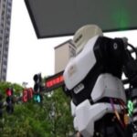 Σύλληψη κακοποιών με… ρομπότ (vid)